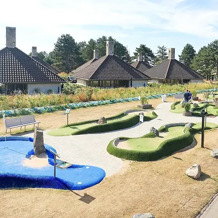 בית נופש 5 Person In *