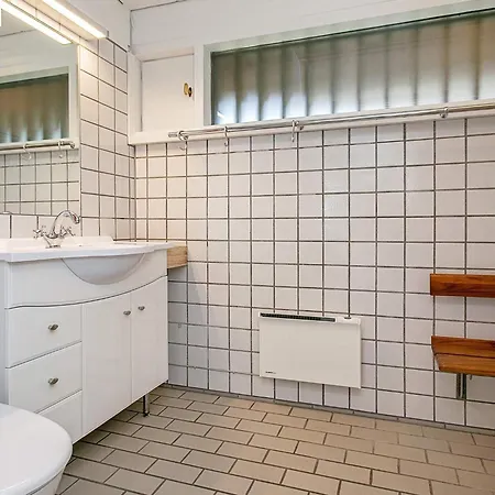 5 Person In * Karrebæksminde