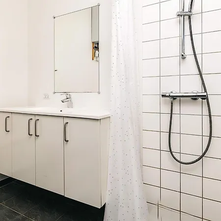 5 Person In * Karrebæksminde