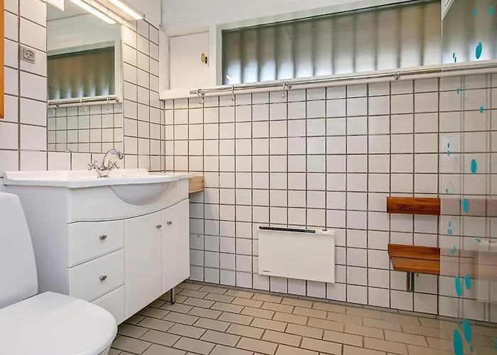 5 Person In * Karrebæksminde